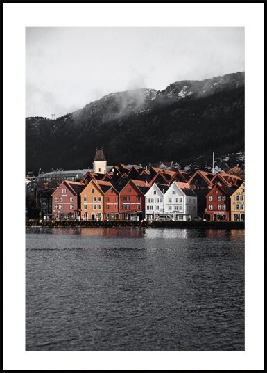 View Of Bryggen Norway Portrait Plakat Plakat / 50x70cm