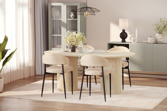 Scandinavian Choice Uppveda Spisebord med travertin look med 4 stk Jairam Spisestoler Beige
