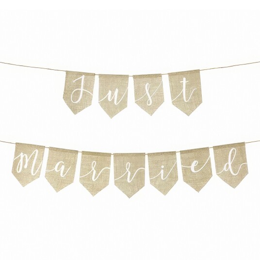 PartyDeco Girlander Just Married