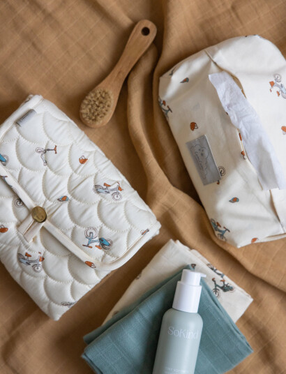 Cam Cam Copenhagen Wet Wipe Cover Gots Bows Cream One Size Cam Cam Copenhagen Wet Wipe Cover Gots Bows Cream One Size