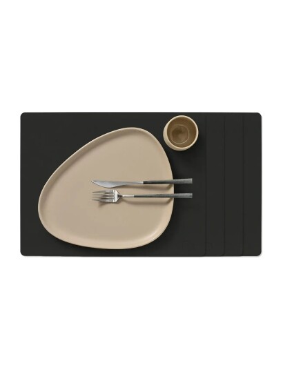 LIND DNA 4 Set Table Mat Square L Nupo Black Ink   Black   35X45CM
