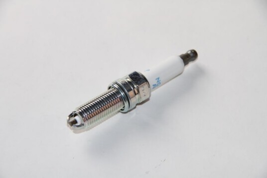 BMW Originaldeler Tennplugg High Power Original 12120032273