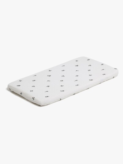 Alice & Fox Adora Stretchlaken Vugge 40x90 Hvit Alice & Fox Adora Stretchlaken Vugge 40x90 Hvit