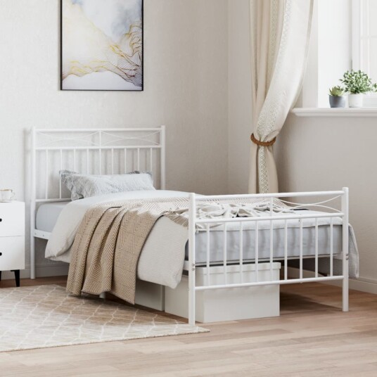 vidaXL Sengeramme i metall med hode- og fotgavl hvit 90x200 cm 8721012210608 vidaXL Sengeramme i metall med hode- og fotgavl hvit 90x200 cm 8721012210608