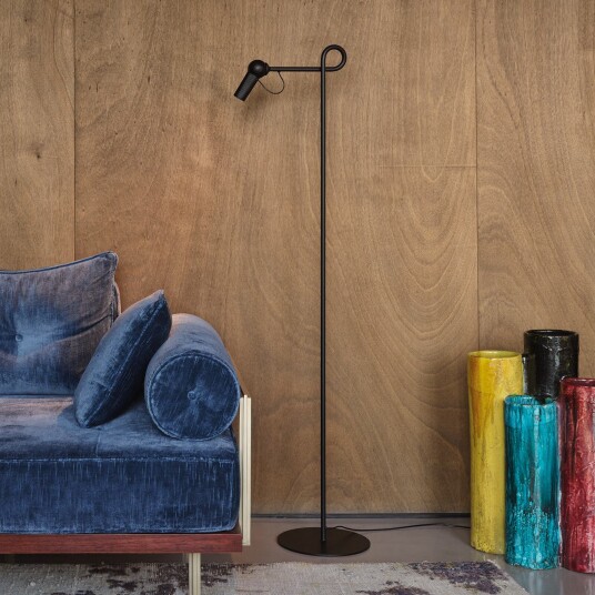 kdln Bird Gulvlampe Black Stue 126 Svart kdln Bird Gulvlampe Black Stue 126 Svart