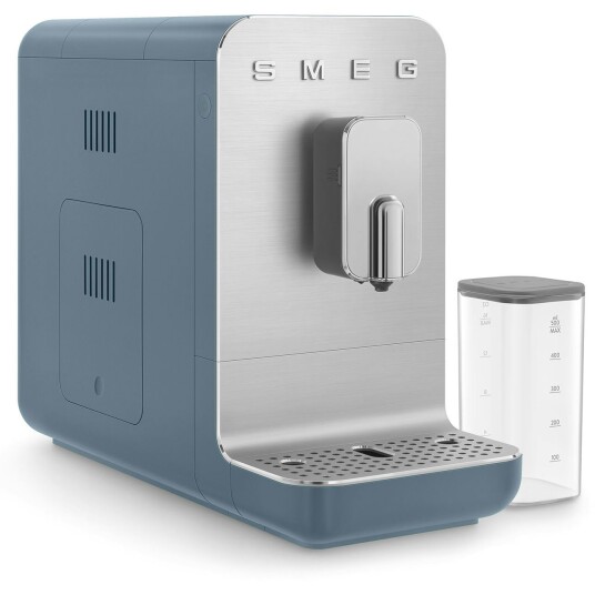 Smeg BCC13SBMEU Helautomatisk Espressomaskin med Melkesystem Storm Blue Smeg BCC13SBMEU Helautomatisk Espressomaskin med Melkesystem Storm Blue