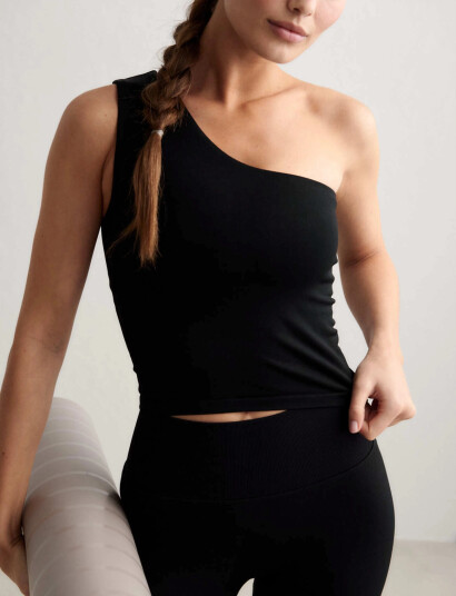aim´n Shape Seamless One Shoulder Bralette Black XS aim´n Shape Seamless One Shoulder Bralette Black XS