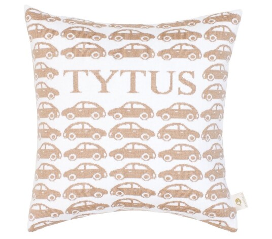 Putetrekk "CARS" med navnet. Beige