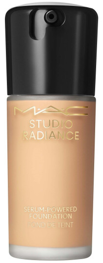 MAC Studio Radiance Serum-Powered Foundation 30 ml Farge NC35 MAC Studio Radiance Serum-Powered Foundation 30 ml Farge NC35