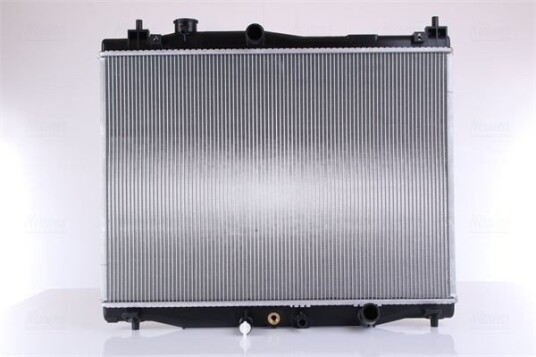 Radiator NISSENS 606707