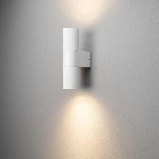 Temi Vegglampe opp/ned LED GU10 Hvit med Klart glass Temi Vegglampe opp/ned LED GU10 Hvit med Klart glass