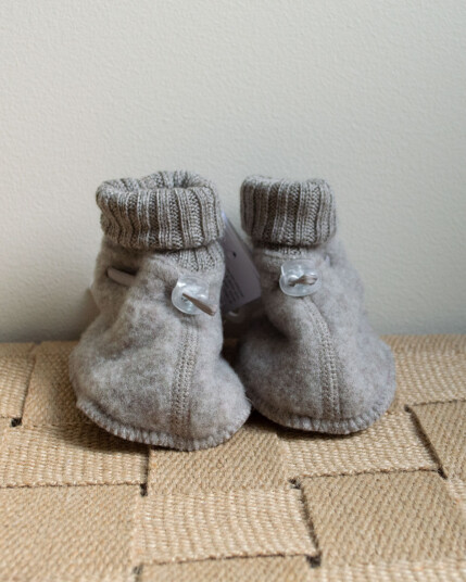 Joha Ulltøfler Baby - Ullfleece - 100% Merino - Sesam Mel