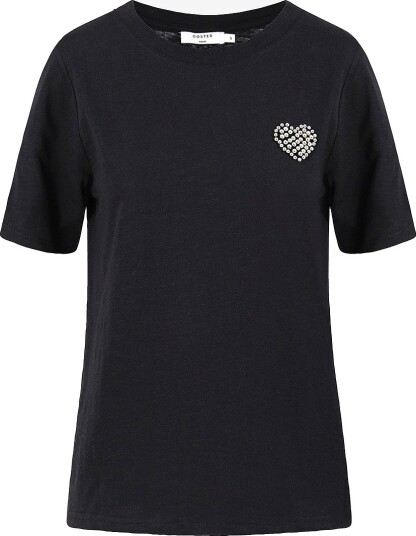 Coster Copenhagen T skjorte T shirt with beaded heart patch Mid sleeve Svart
