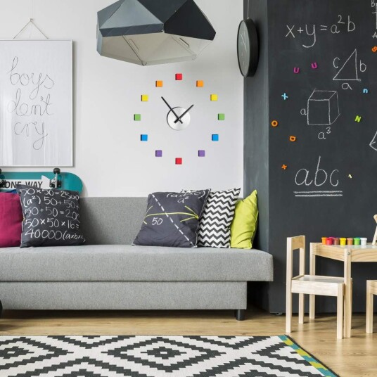 Veggklokke DIY fargerik