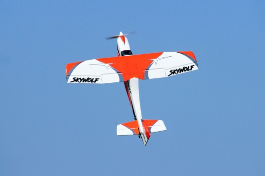 Pilot-RC Skywolf V2 73inch ARF Orange/White