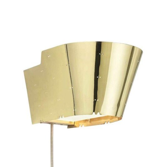 GUBI Tynell Collection 9464 Vegglampe Messing GUBI Tynell Collection 9464 Vegglampe Messing