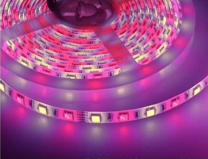 V Tac Led Stripe 8W/M 60 Led/M Rgb + 3000K V Tac Led Stripe 8W/M 60 Led/M Rgb + 3000K