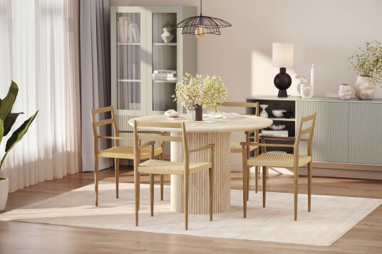 Scandinavian Choice Uppveda Rundt Spisebord 130 cm med travertin look med 4 stk Jamna Armstoler Beige