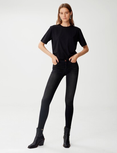Gestuz Maggiegz Jeans Black 25 x 34 Gestuz Maggiegz Jeans Black 25 x 34