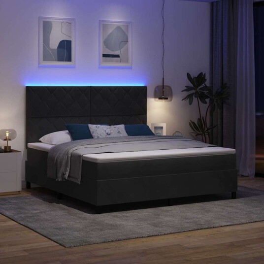 Box Spring Seng med Madrass & LED Svart 180x200 cm Fløyel Box Spring Seng med Madrass & LED Svart 180x200 cm Fløyel