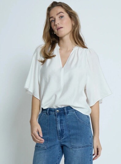 Peppercorn Pcgeorgia Top   White   40