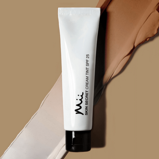Mii Skin Secret Cream Tint SPF 25 Seamlessly 01