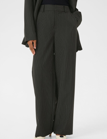 Gestuz Joellegz Pinstripe Mw Pants Noos - Black - 38 Gestuz Joellegz Pinstripe Mw Pants Noos - Black - 38