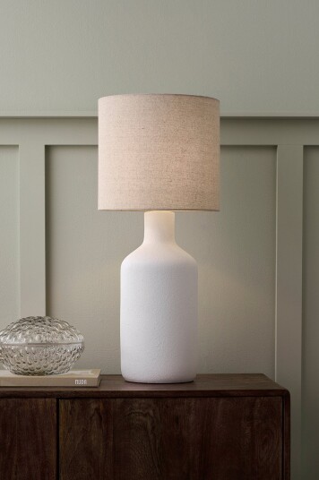 Ellos Home   Bordlampe Saga   Hvit