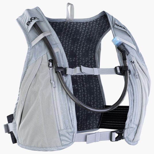EVOC Hydro Pro 6 + Veskeblære Grå EVOC Hydro Pro 6 + Veskeblære Grå