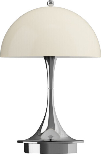 Louis Poulsen Panthella 160 Portable Bordlampe V3 Krom Opal Beige Lampemesteren Louis Poulsen Panthella 160 Portable Bordlampe V3 Krom Opal Beige Lampemesteren
