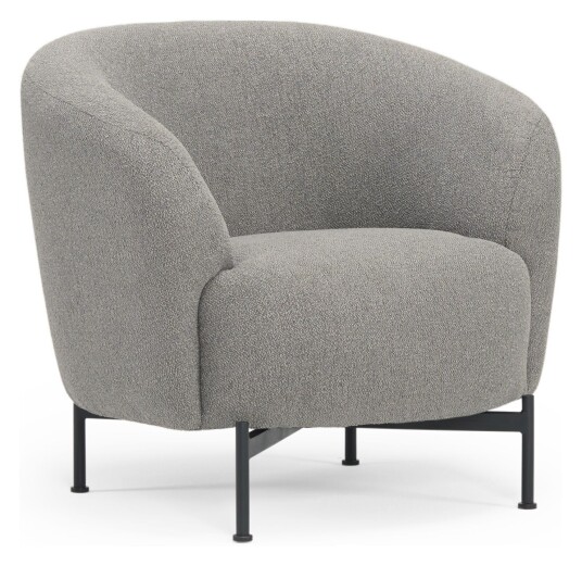 Kragelund Furniture Gran Lenestol, Offwhite Bouclé, matt svart metallben Unoliving
