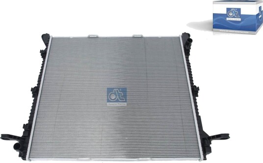 Radiator, motorkjøling DT Spare Parts 11.14042