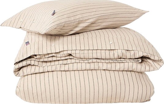 Lexington Sengetøysett i stripet bomullsflanell fra Pin Beige Lexington Sengetøysett i stripet bomullsflanell fra Pin Beige