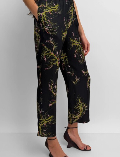 RODEBJER Rodebjer Ezra Crop Seaweed Black XL RODEBJER Rodebjer Ezra Crop Seaweed Black XL