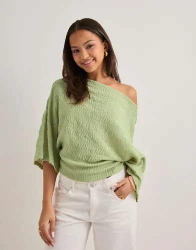 Nelly   Grønn   Elegant Structure Poncho Top