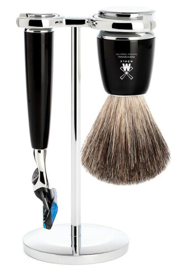 Mühle Rytmo barbersett: Fusion barberhøvel, Pure Badger barberbørste og holder, svart harpiks