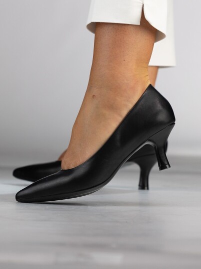 Roberto Rosso - Falerone Classic Leather Black storrelse 41 Roberto Rosso - Falerone Classic Leather Black storrelse 41