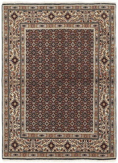 Håndknyttet. Opphav: Persia Moud Mahi Teppe 145x195