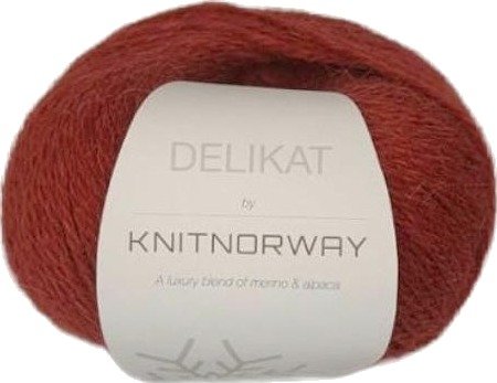 Knit Norway Delikat Garn Burgundy 506 50 g