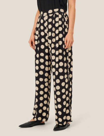 Masai Mapatty   Black   S
