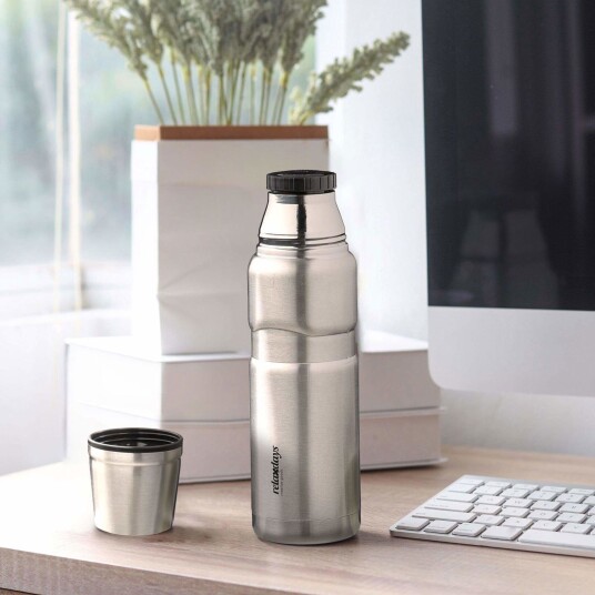 Drikkeflaske med kopp 500 ml Drikkeflaske med kopp 500 ml