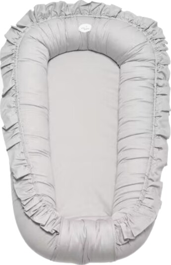 Mini Dreams Cozy Babynest Volang Lysegrå