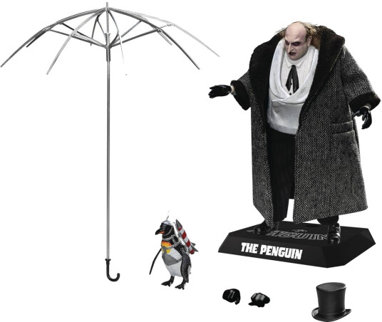 Batman Returns  Dynamic 8ction Heroes  The Penguin Deluxe Action Figure