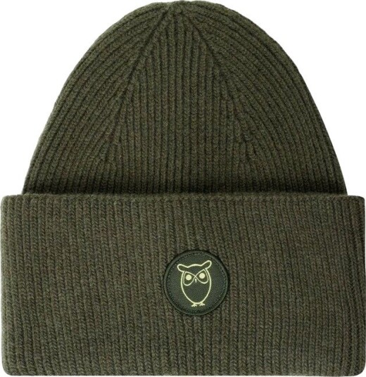 KnowledgeCotton Apparel Wool badge beanie Forrest Night KnowledgeCotton Apparel Wool badge beanie Forrest Night