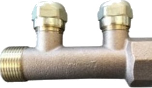 August Kleven Fordelerrør 3/4 2x1/2 Bronse Med 15mm Omløper August Kleven Fordelerrør 3/4 2x1/2 Bronse Med 15mm Omløper