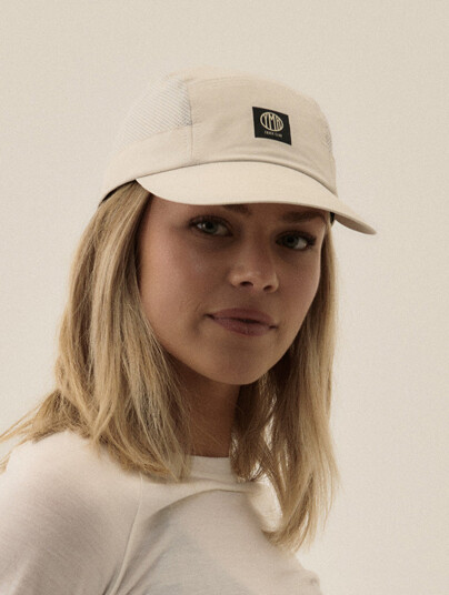 YMR Track Club Nordic Runrise Cap Hvit ONE SIZE