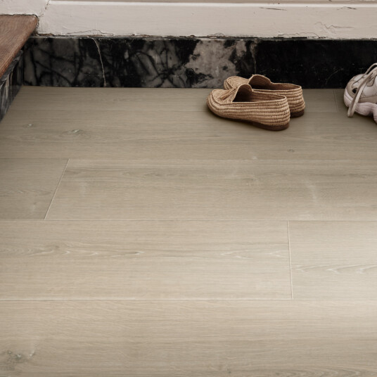 PERGO LAMINATGULV LILLEHAMMER PURE MIST OAK PERGO LAMINATGULV LILLEHAMMER PURE MIST OAK