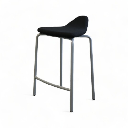 Materia Nyrenset Plektrum barstol
