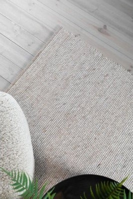 Inhouse Group Gotland sand – håndvevd ullteppe