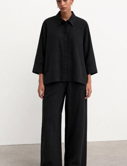 Movesgood Ally Shirt - Black - S Movesgood Ally Shirt - Black - S